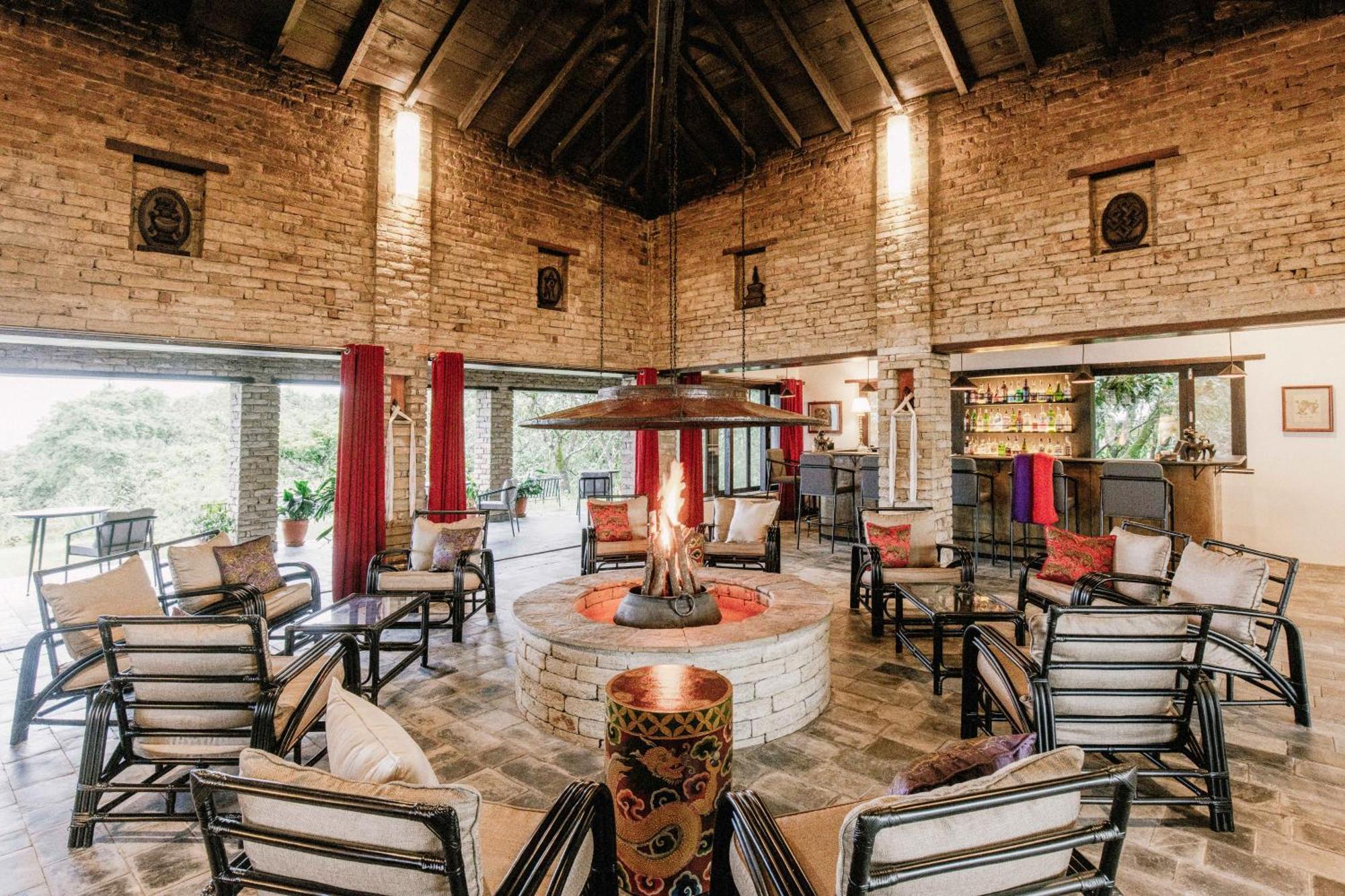 Tiger Mountain Pokhara Lodge Ngoại thất bức ảnh
