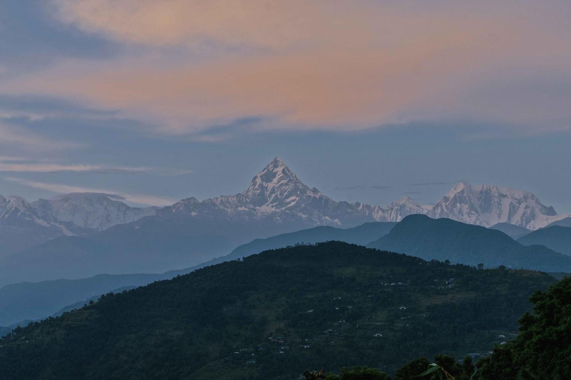 Tiger Mountain Pokhara Lodge Ngoại thất bức ảnh