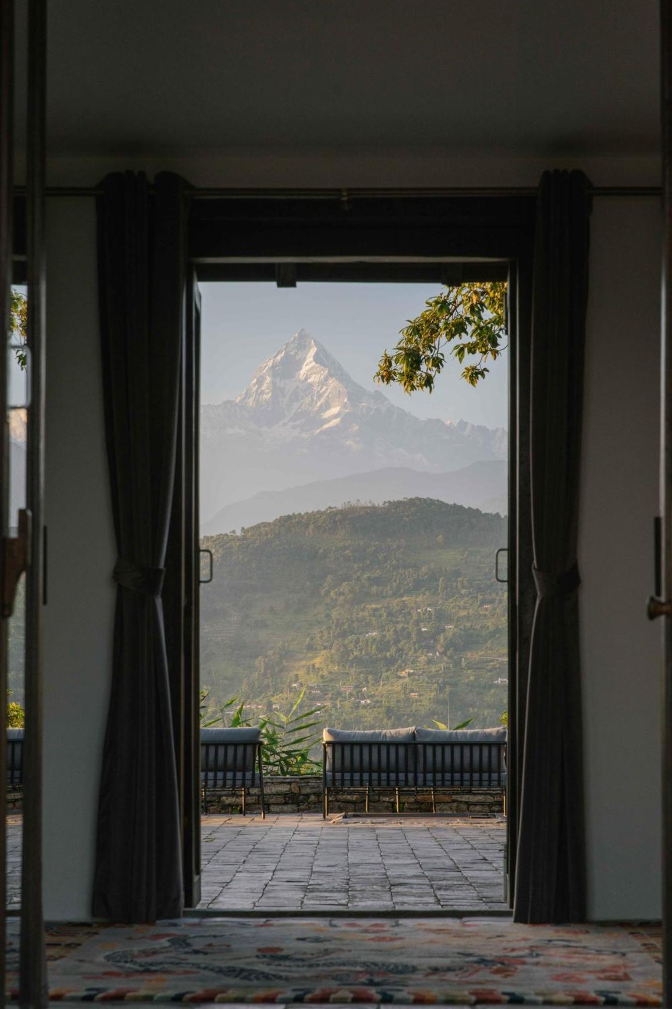 Tiger Mountain Pokhara Lodge Ngoại thất bức ảnh
